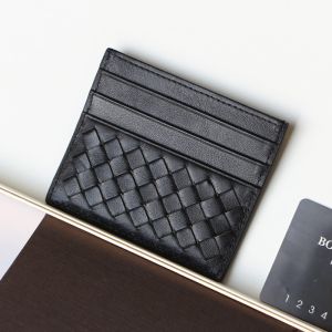 Bottega Veneta Intreccio Credit Card Case with Logo Print Calfskin Black